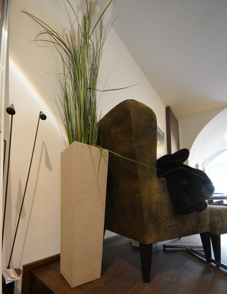 Atelier Vierkant_hohe Vierkantvase H79 B u